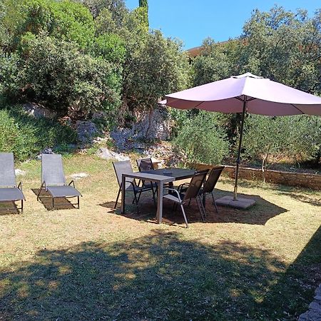 Garden Διαμέρισμα Pjescana Uvala Εξωτερικό φωτογραφία