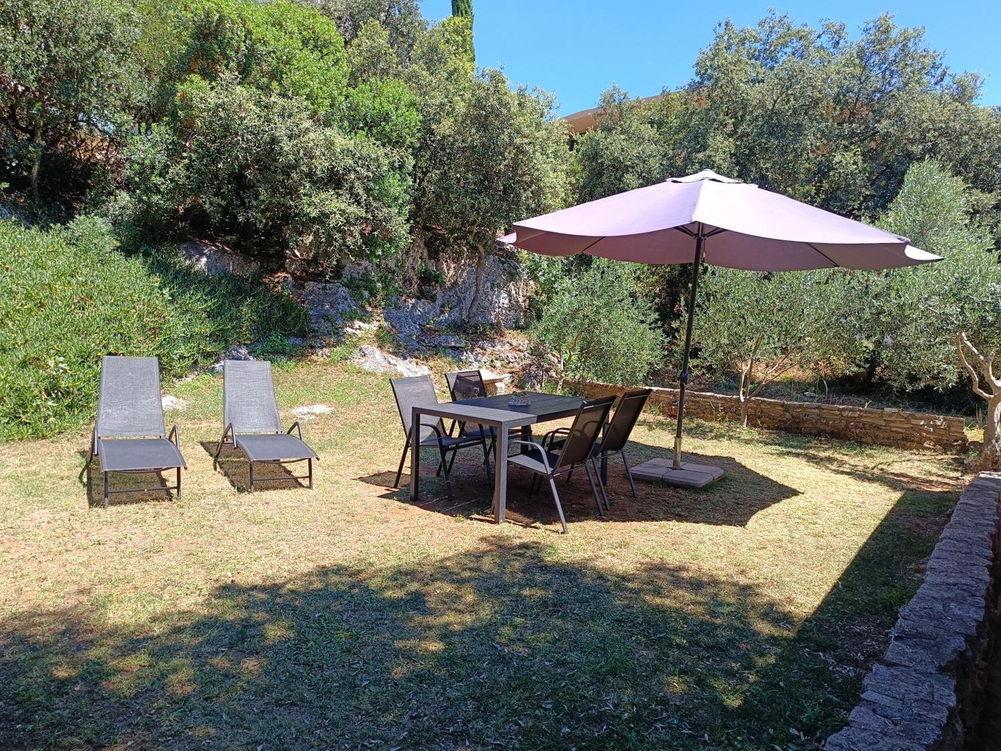 Garden Διαμέρισμα Pjescana Uvala Εξωτερικό φωτογραφία
