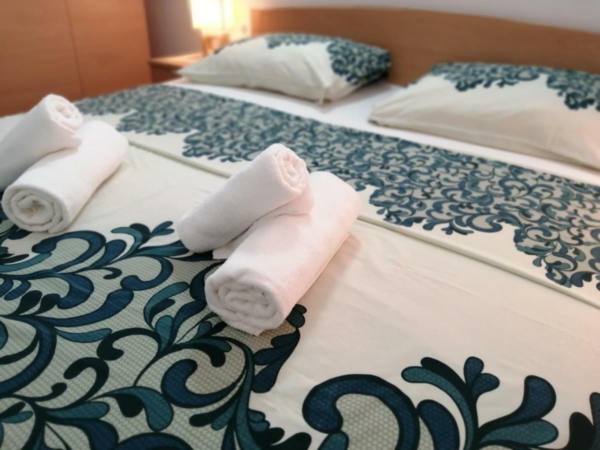 Garden Διαμέρισμα Pjescana Uvala Εξωτερικό φωτογραφία